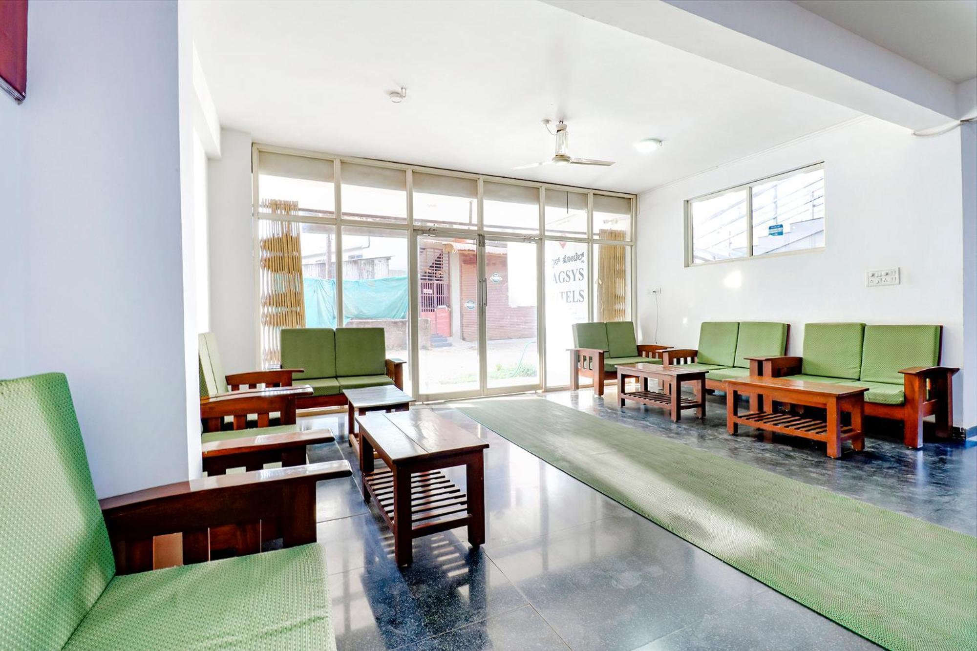 Fabhotel Raj Residency - 1Km From Madikeri Fort Exteriér fotografie